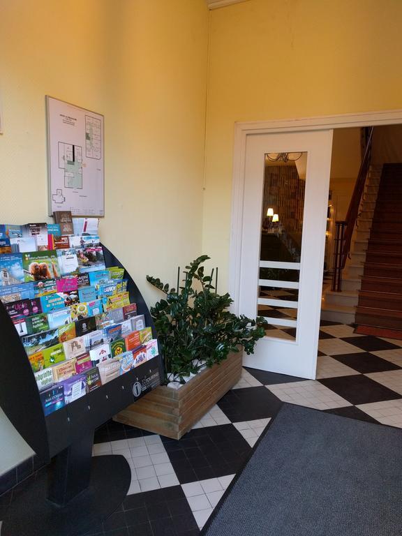 Logis La Cremaillere Hotel Montélimar Екстериор снимка
